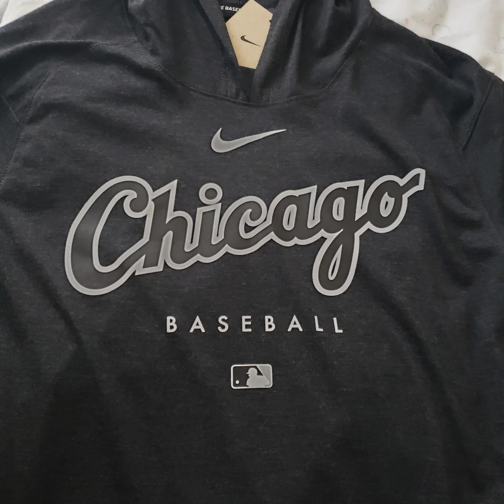 ⚾️ Nike Chicago Baseball Hoodie Tee⚾️ - Picture 2 of 7